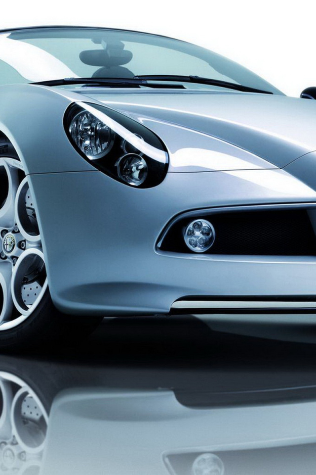 Дизайн автомобиля Alfa Romeo 8c spider