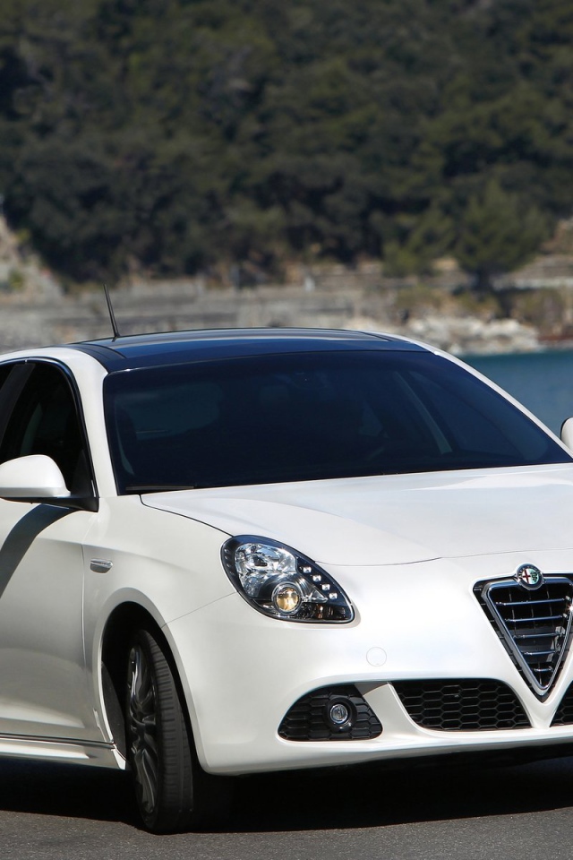 Дизайн автомобиля Alfa Romeo 145