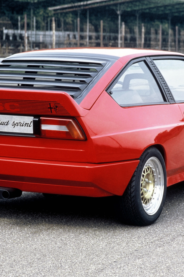 Новая машина Alfa Romeo alfasud