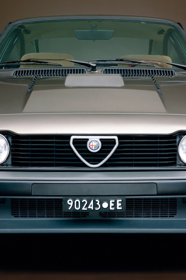 Новый автомобиль Alfa Romeo alfetta