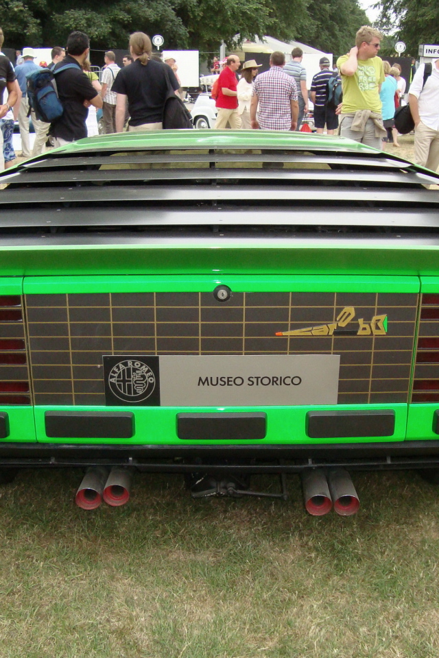 Надежная машина Alfa Romeo carabo