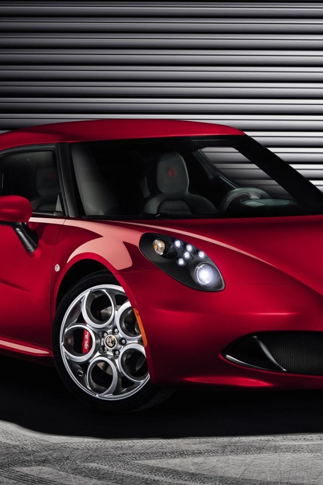 Надежный автомобиль Alfa Romeo gloria