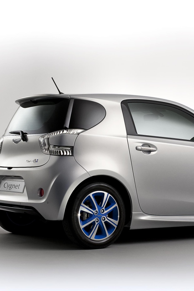 Дизайн автомобиля Aston Martin cygnet
