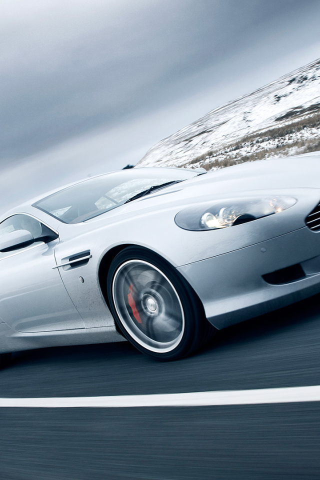 Дизайн автомобиля Aston Martin top gear