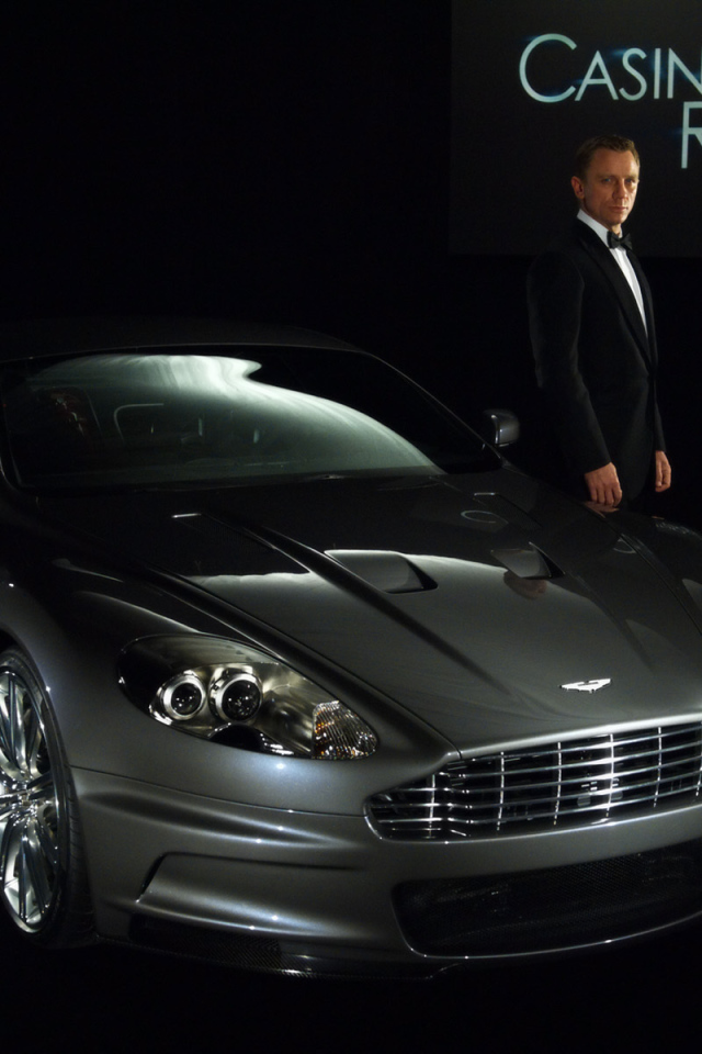 Новая машина Aston Martin dbs