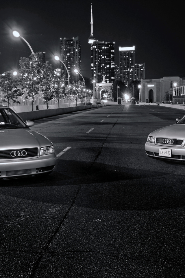 Красивый автомобиль Audi b5 в Москве