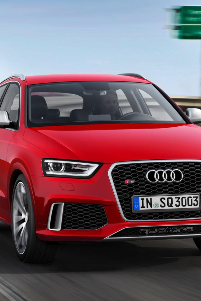 Надежный автомобиль Audi RS Q3 2014 года