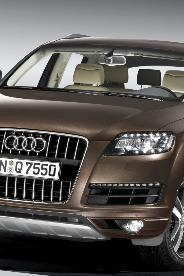 Надежный автомобиль Audi q7