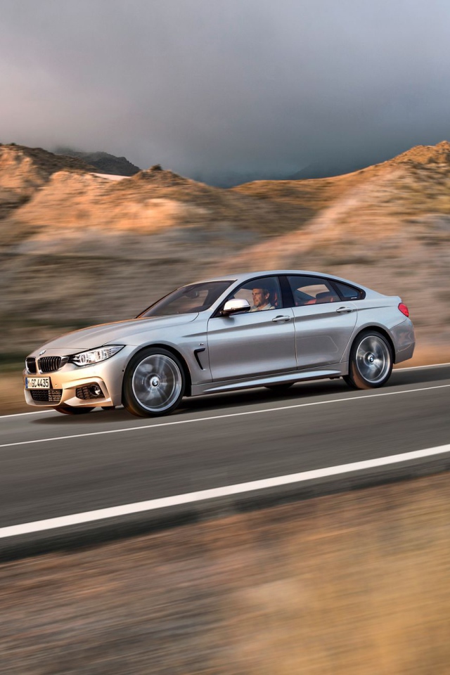 Красивый автомобиль BMW 4-series 2014