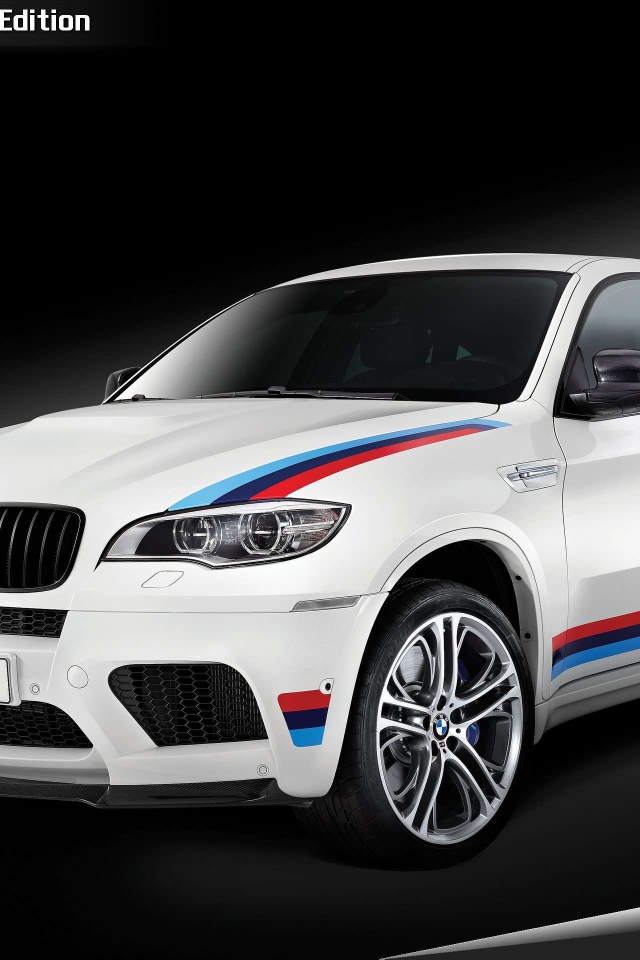 Новая машина BMW X6 2014 года года