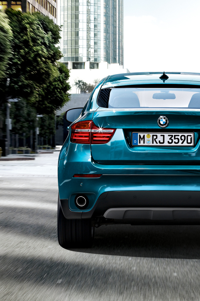 Надежный автомобиль BMW X6 2014 года