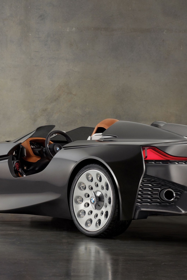 Автомобиль BMW 328