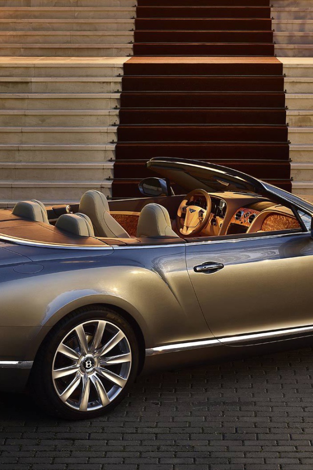 Кабриолет Bentley Continental GT