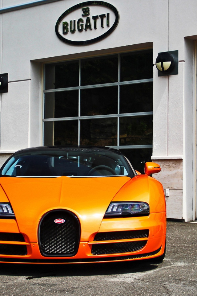 Оранжевый Bugatti veyron