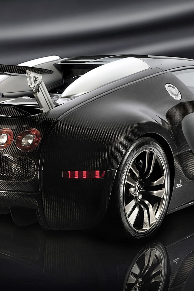 Черный Bugatti Veyron supersport 16.4