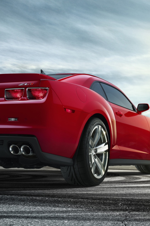 Красный Шевроле