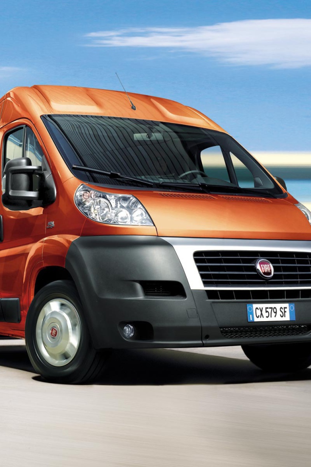 Автомобиль марки Fiat модели Ducato