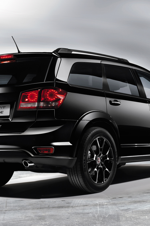 Надежный автомобиль Fiat Freemont