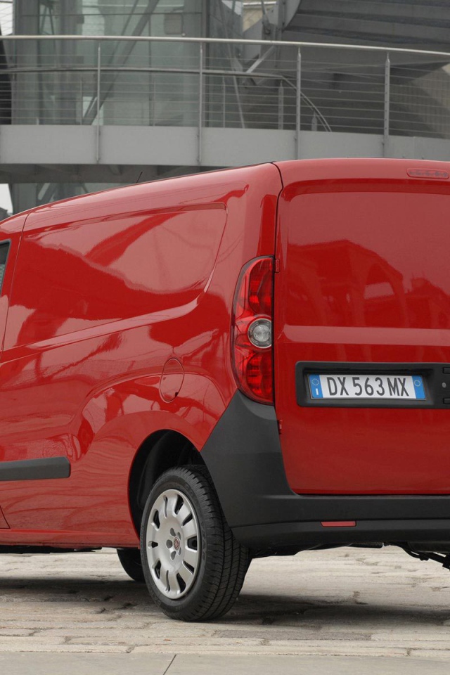 Новая машина Fiat Doblo