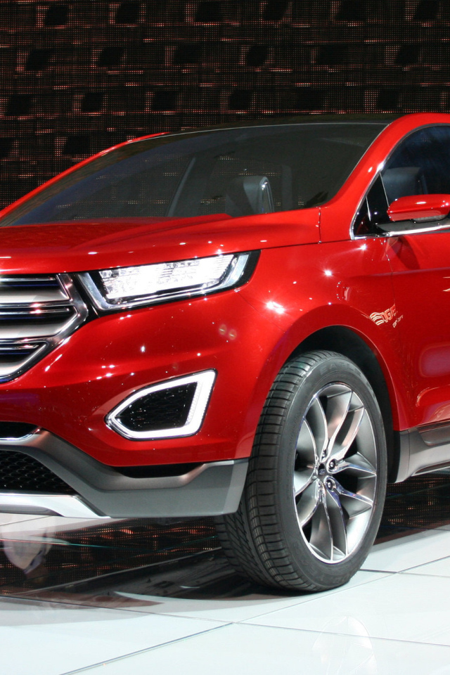 Красивый автомобиль Ford Edge 2014