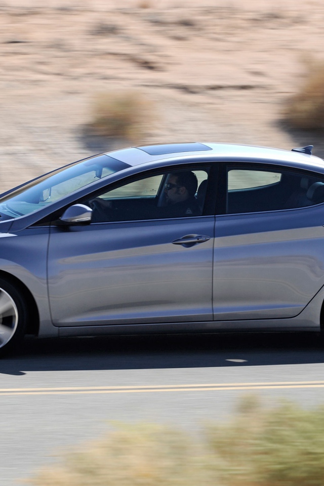 Новая машина Hyundai Elantra 2014