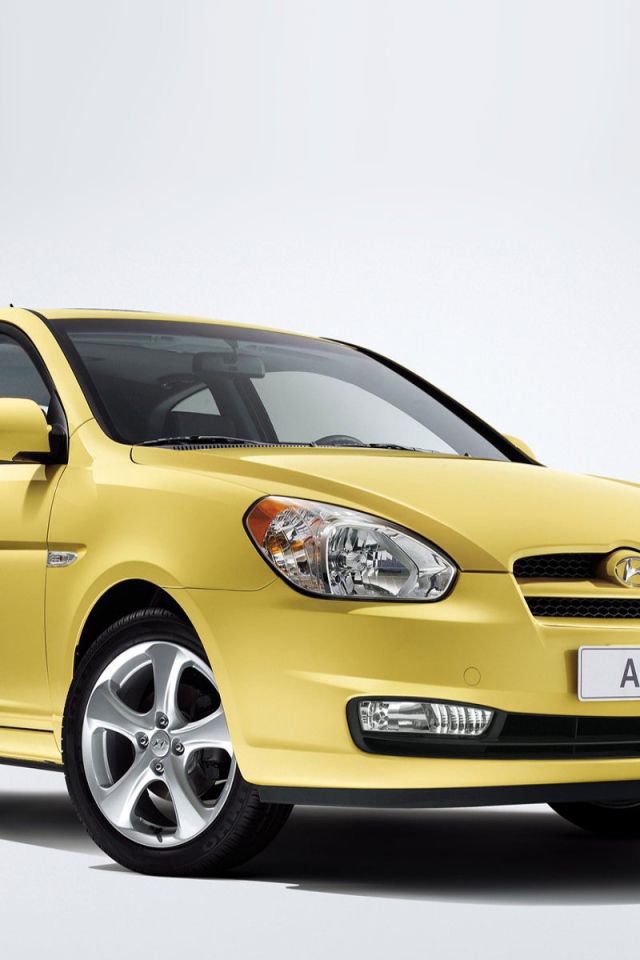 Тест драйв автомобиля Hyundai Accent