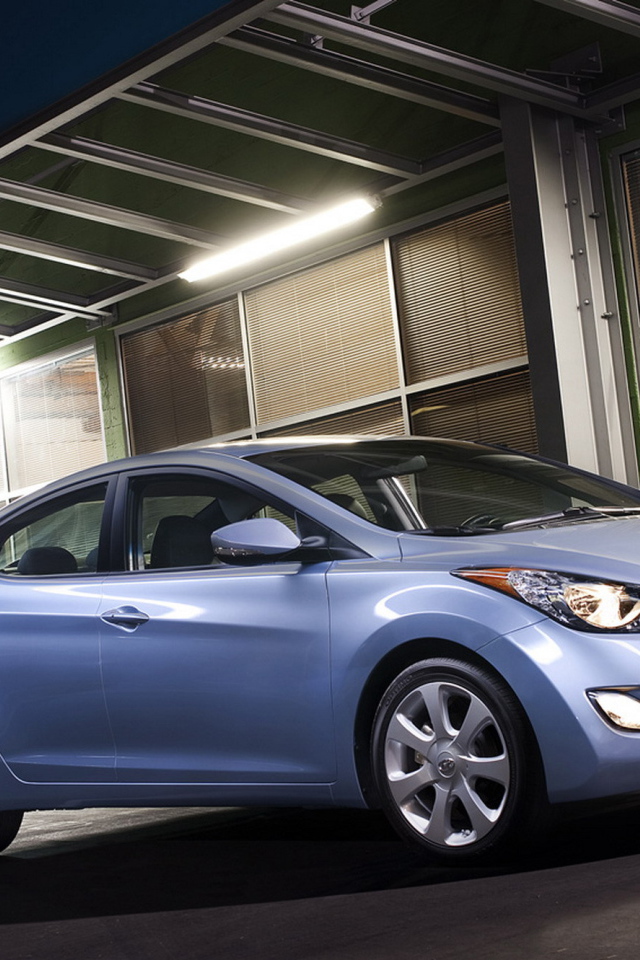 Тест драйв автомобиля Hyundai Elantra