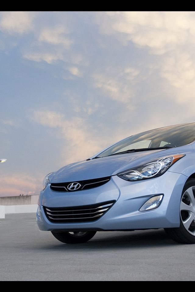 Фото автомобиля Hyundai Elantra