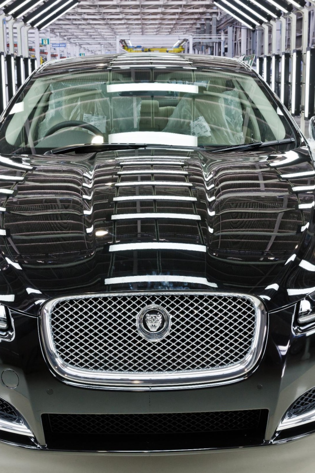 Jaguar XF в салоне