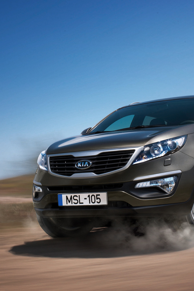 Красивый автомобиль Kia Sportage в Москве