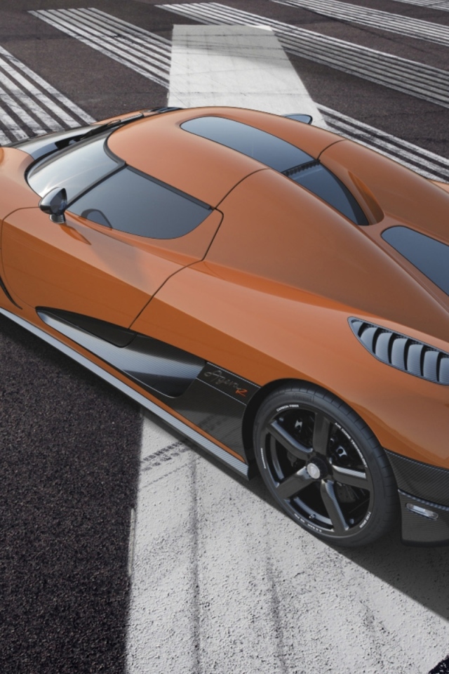 Суперкар Кенигсегг