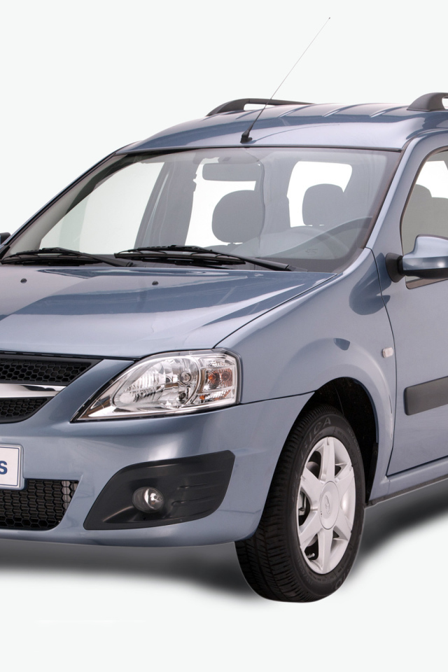 Серая Lada Largus