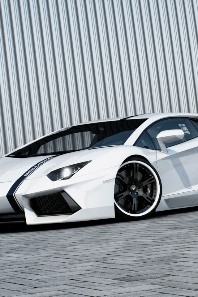 Красивый Lamborghini Aventador