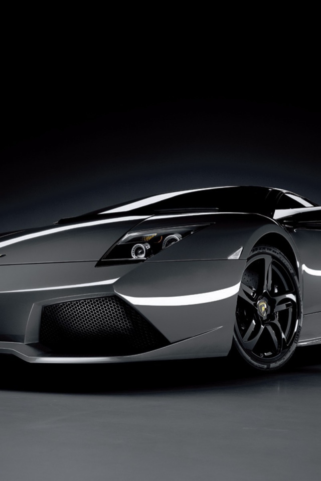 Красивый автомобиль Lamborghini Diablo