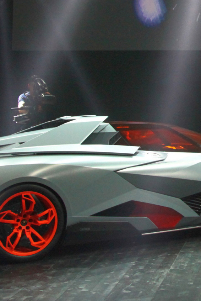 Красивый автомобиль Lamborghini Egoista