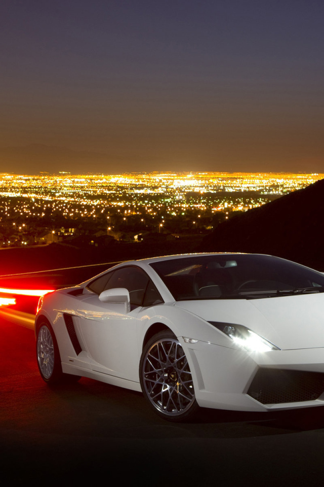 Красивый автомобиль Lamborghini Gallardo