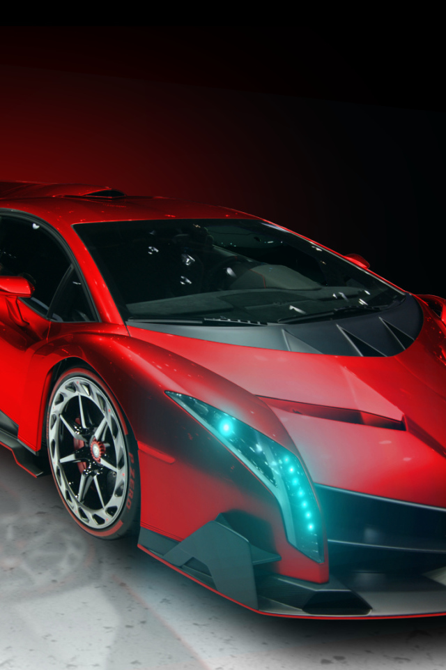 Красивый автомобиль Lamborghini Veneno в Москве