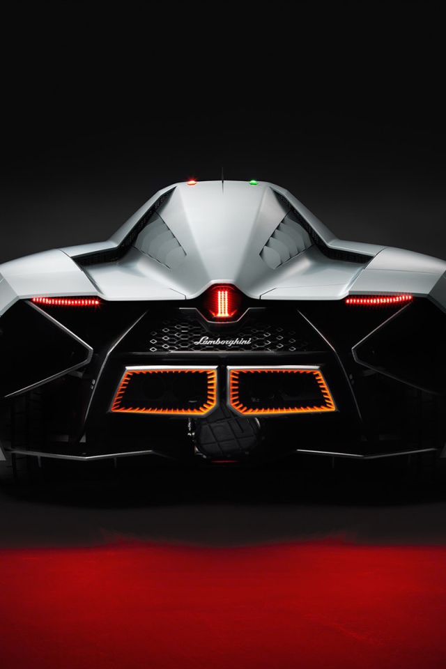 Автомобиль марки Lamborghini модели Egoista