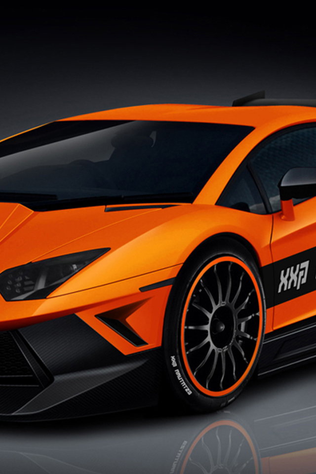Новая машина Lamborghini Aventador