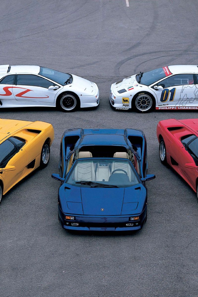 Надежная машина Lamborghini Diablo