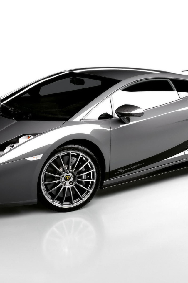 Новая машина Lamborghini Gallardo