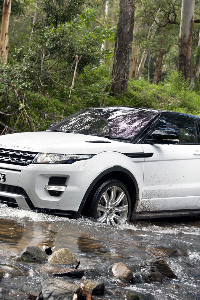  Надежный автомобиль Land Rover A8
