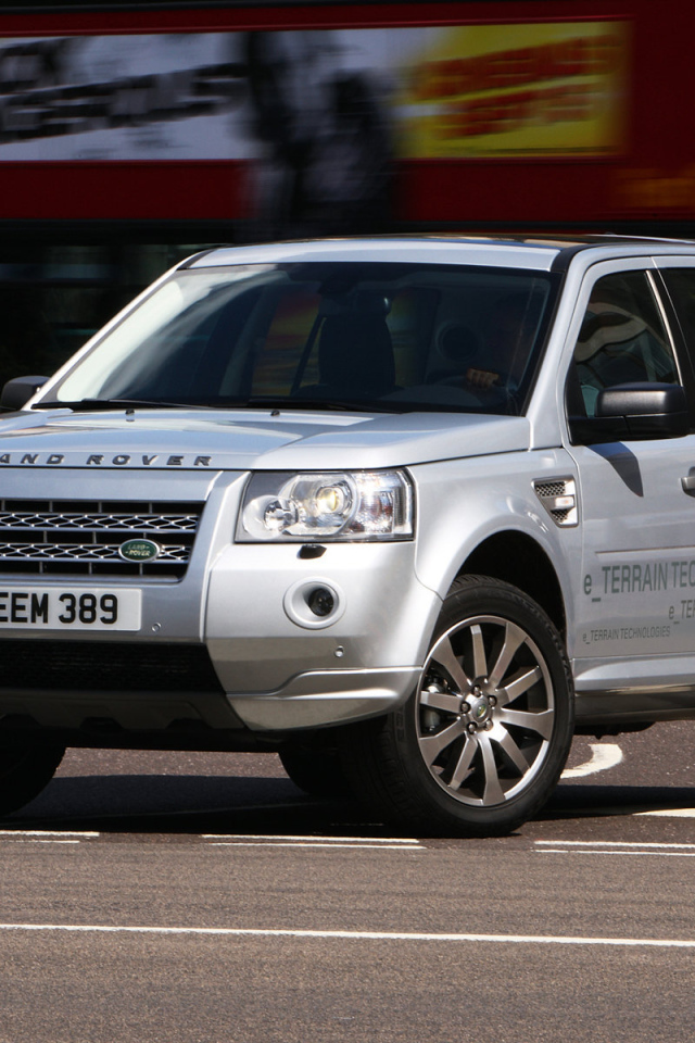  Надежный автомобиль Land Rover Freelander 2
