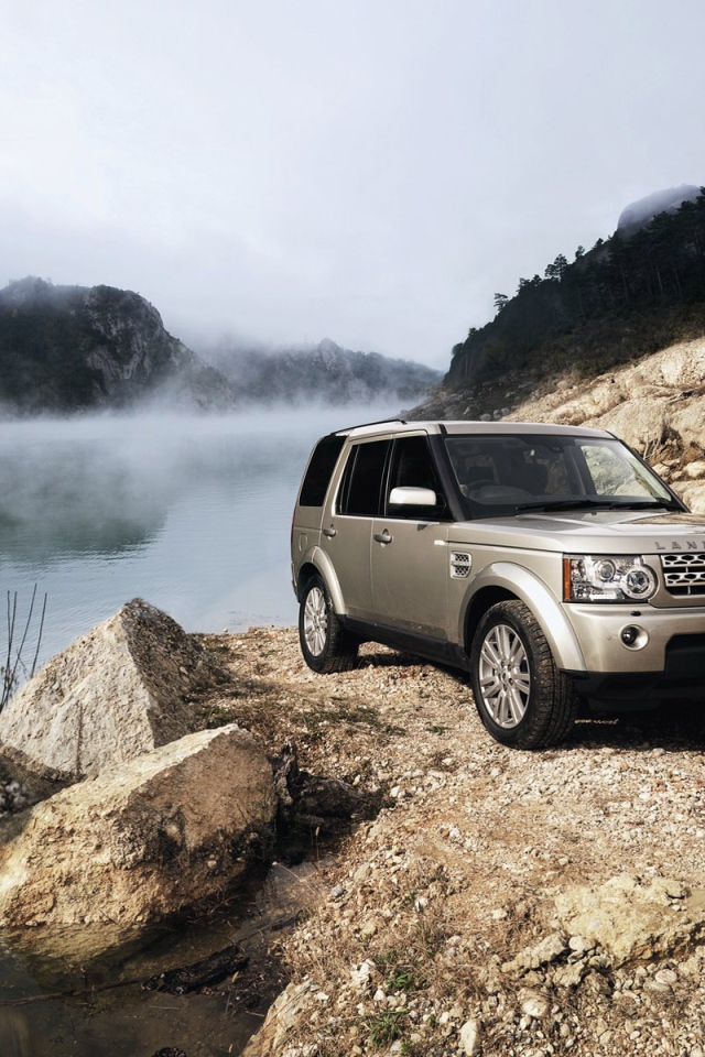Надежный автомобиль Land Rover Discovery 3
