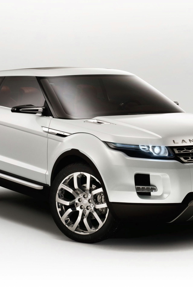 Автомобиль марки Land Rover модели A8