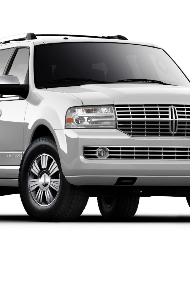 Новый автомобиль Lincoln Navigator 2014