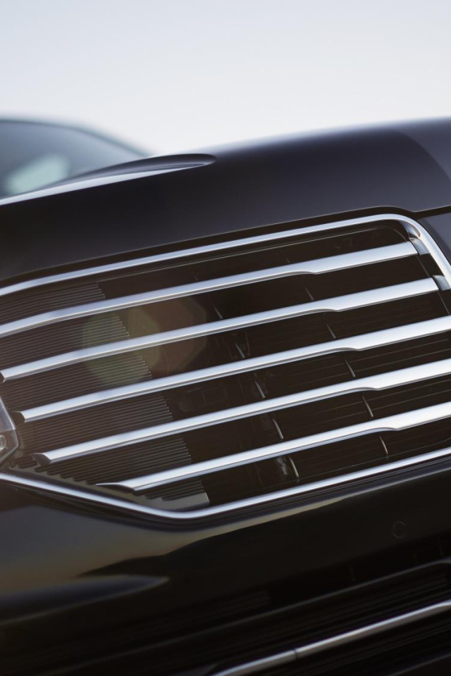 Новый автомобиль Lincoln Navigator 2015