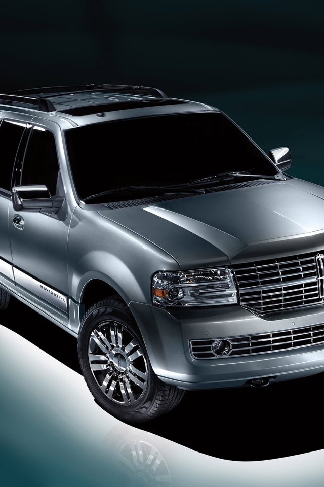 Надежная машина Lincoln Navigator 2014