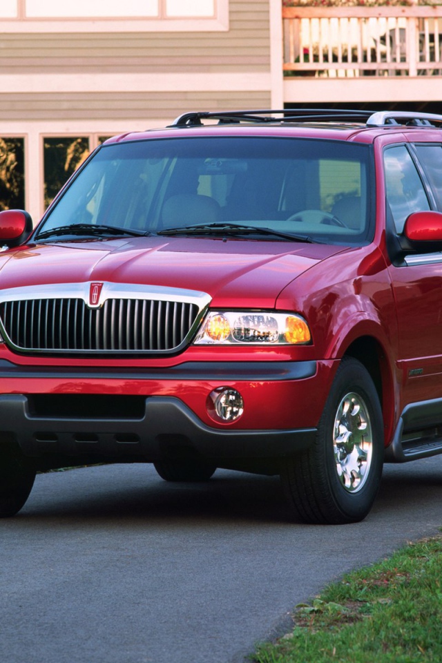 Надежная машина Lincoln Navigator 2015