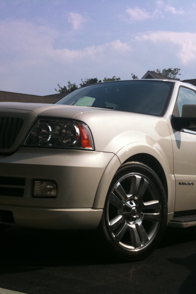 Тест драйв автомобиля Lincoln Navigator